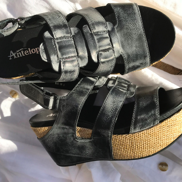 Antelope 876 Woven Plate metallic black sandals 38 - Picture 4 of 10